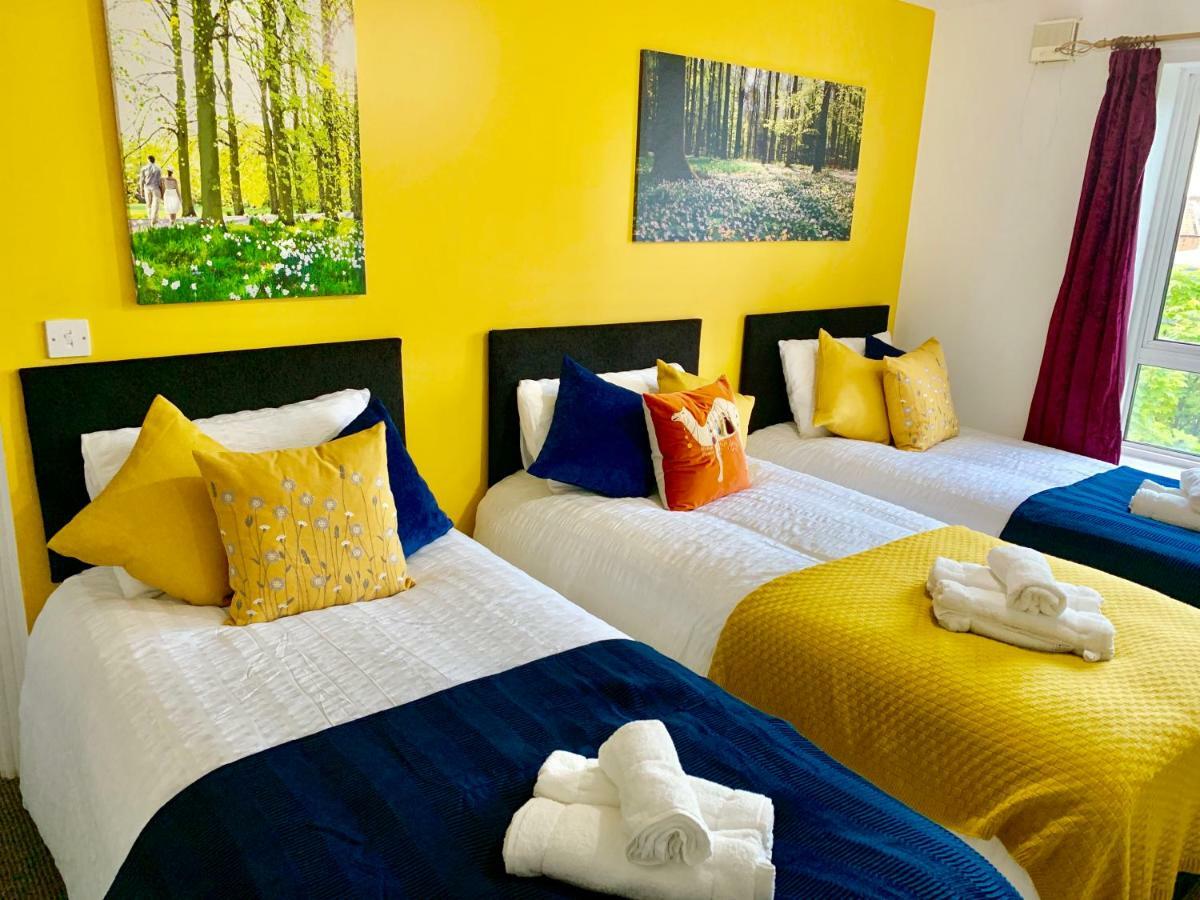 2 Bedrooms Modern Apartment, Lounge, Full Kitchen, Balcony, 5 Minutes Stratford Station London Kültér fotó