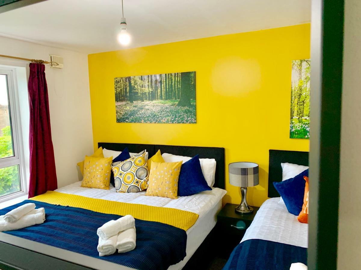 2 Bedrooms Modern Apartment, Lounge, Full Kitchen, Balcony, 5 Minutes Stratford Station London Kültér fotó